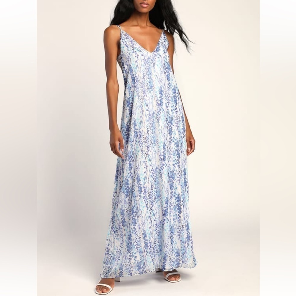 NWT Lulu’s Belle white floral maxi cutout dress - Picture 1 of 10